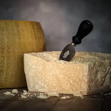 [993] Parmezaanse kaas 24 maand  1/8