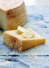 Parmezaan 1/8 '4 - 5 kg)